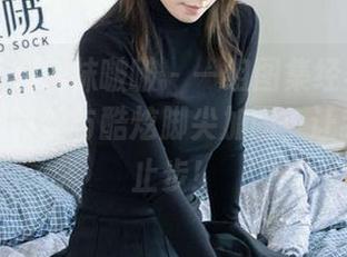BoBoSocks袜啵啵 – 一组图集经典出炉：小淳的咖啡丝与酷炫脚尖加固，让我恨不得止步！