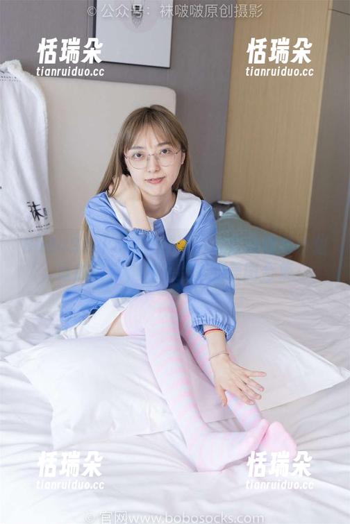 BoBoSocks袜啵啵-小甜豆 BoBoSocks袜啵啵 - 一双匡威鞋与小甜豆的日常,随手捡来的美图合集