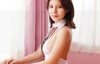 Feilin嗲囡囡 – 在luna张静燕“温柔”图包中，我居然花了好几分钟在一张图上，果然有些东西是停不下来的嘛。