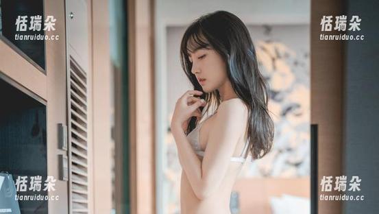 更新美图！HaNari(하나리)在LEEHEEEXPRESS里又撒了一把糖？