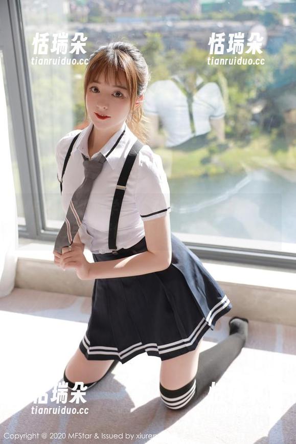 MFStar模范学院-李可可 MFStar模范学院 - 李可可泳装最新写真集,这身材好像是不吃米饭的结晶啊。