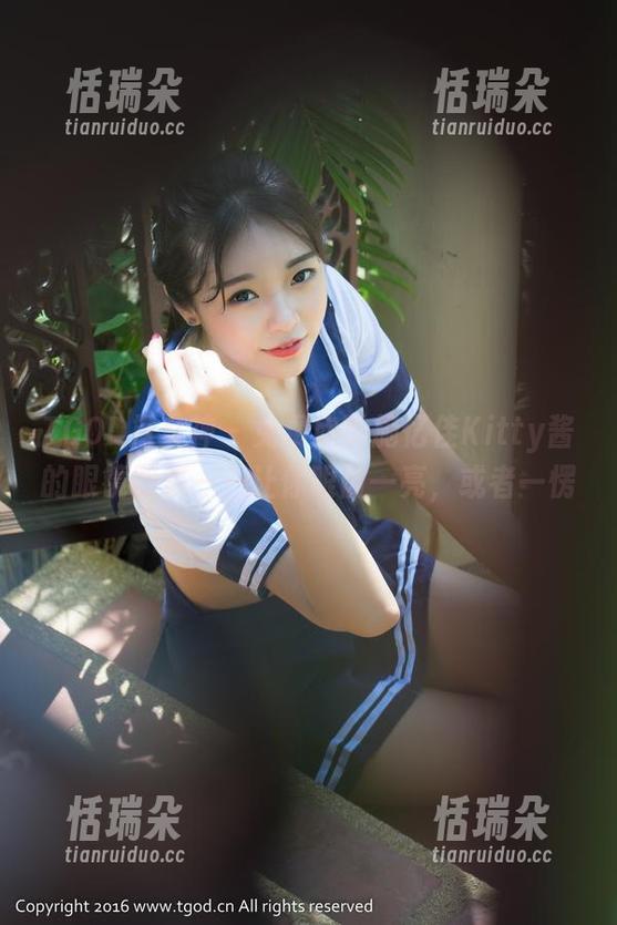 TGOD推女神-施忆佳Kitty酱 TGOD推女神 - 免费欣赏施忆佳Kitty酱的眼镜图集——让你眼前一亮,或者一愣