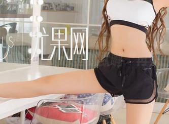 UGirls尤果网 – 不可错过！李易童的长腿在线合集，让我心里默默喊“再来一张”！