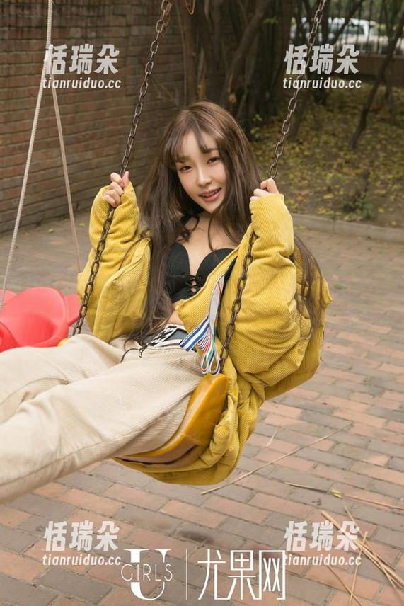 UGirls尤果网-霓梓心 UGirls尤果网 - 合集里的霓梓心,教室不仅仅是上课的地方