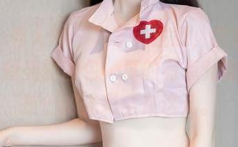 Xiuren秀人网 – 玩家请注意，余贝拉bella的最新美图图包，真的有点儿偏心，女孩们的光彩全在这儿。