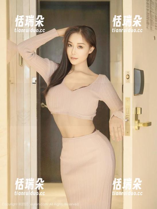 Xiuren秀人网-八宝icey Xiuren秀人网 - 八宝icey的美足合集,不用鞋子也能让你乱入鞋柜,我就问你,谁能抵挡?