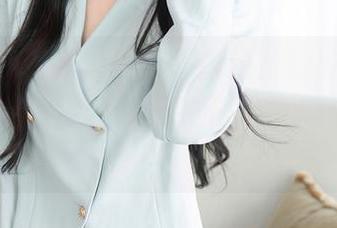 Xiuren秀人网 – 意外抢镜！汐汐baby的职业装图包带你领略不一样的职场氛围！