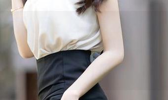 Xiuren秀人网 – 这才是真正的白白Alina・连体衣：看完保护好眼睛，分享其实也很重要。(哈哈)