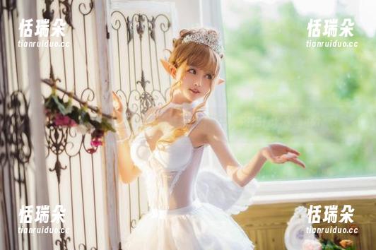 yui金鱼 在yui金鱼的阿拉伯舞娘写真图册中,泪目也不算过分吧