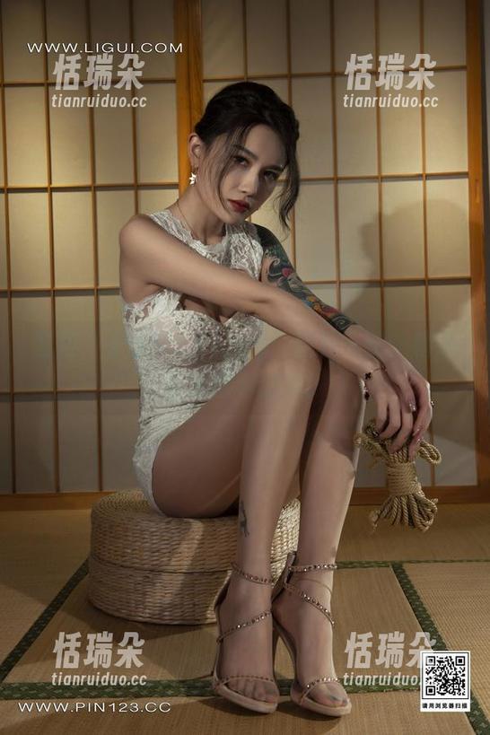 丽柜-vicky 丽柜 - 护士Vs.Vicky:轻松一刻,精选合集请看这里!