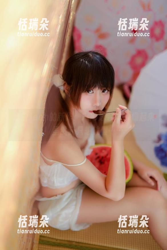 九曲Jean 九曲Jean的新作:FGO泳装本,燥起来!虽然我只想放假……