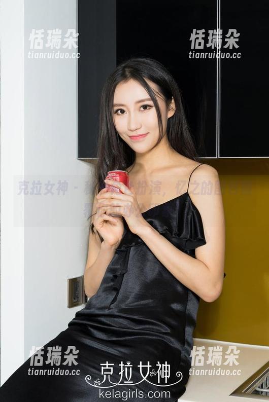 克拉女神-忆之 克拉女神 - 秘书角色扮演,忆之的图包颠覆你的办公印象!