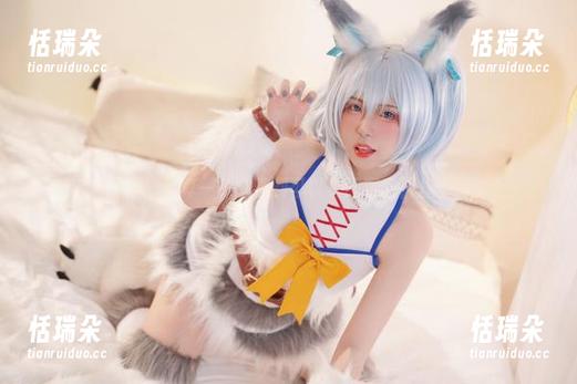 嗷呜虎虎 嗷呜虎虎婚纱写真——高清到可以仔细观察蕾丝上的尘土…