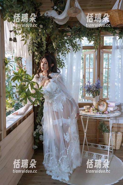 奈汐酱Nice 就这白裙,奈汐酱Nice给了我们一个小宇宙,美图,太不真实了吧!