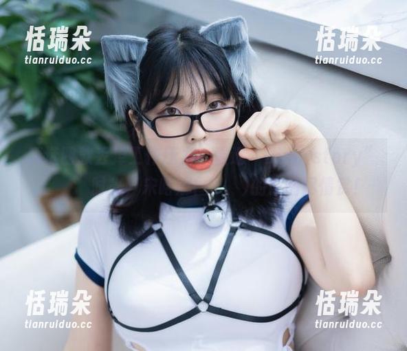 精选四款丢掉工作压力，重返“Bimilstory”شعور时光，宋哈娜(송하나)的原图尽情赏！