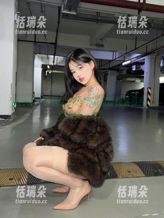 小优优子 微密圈 - 小优优子带来的黑丝视觉福利,谁能拒绝呢?