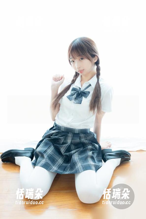 少女秩序-乐栀 少女秩序 - 看完乐栀的甜心写真集,你还敢保证不会超过标称甜度吗?