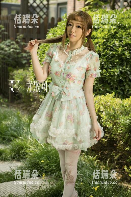 尤果网-林妃媛 尤果网 - 不如聚焦林妃媛的丝袜吧,精选图片里总有点不经意的妩媚