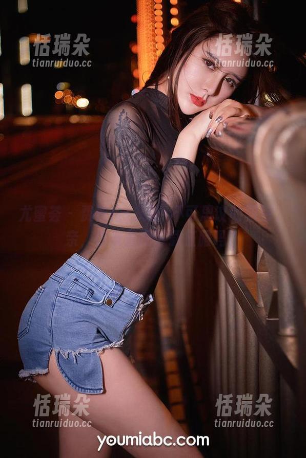 尤蜜荟-费若拉 尤蜜荟 - 费若拉+灰丝=不可思议的图包,亲,你准备用下载征服吗?