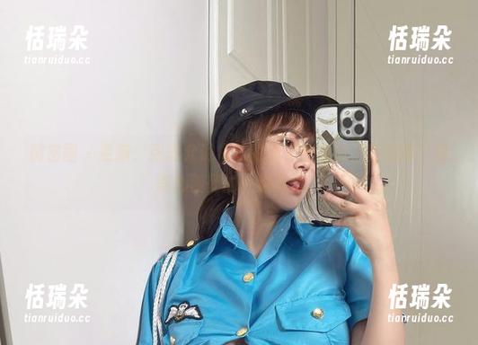 张思允 微密圈 - 更新:张思允说海边的沙子会讲话,真的吗?好奇心驱使的一组写真。