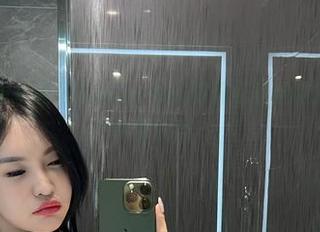 微密圈 – 想知道张鑫baby如何演绎红丝魅魔？高清版本等你下载！