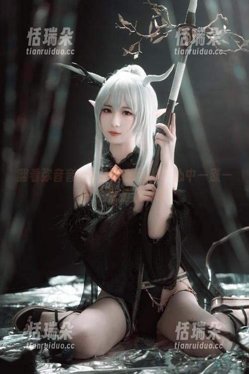 弥音音ww 翻看弥音音wwZas的图片,心中一涨——这就是温柔吧