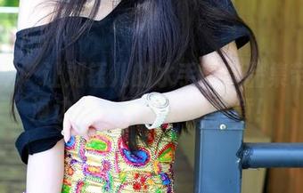 推女神 – 让刘钰儿的水手服作品集带你去海边走一圈，下载随意！