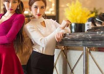 推女神 – 本以为是校花的日常，结果却成了无圣光写真秀，杨上萱真会玩。