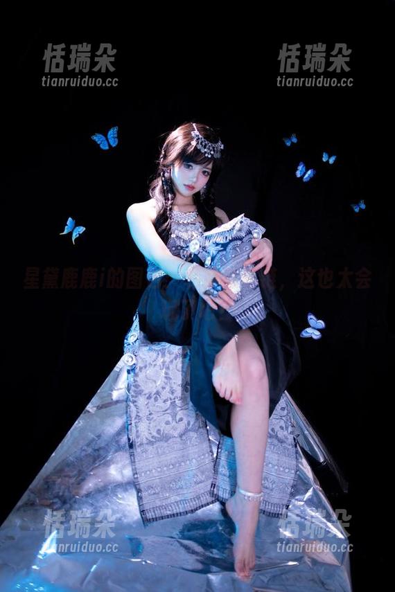 星黛鹿鹿i 星黛鹿鹿i的图包:私房身体链,这也太会玩了吧?
