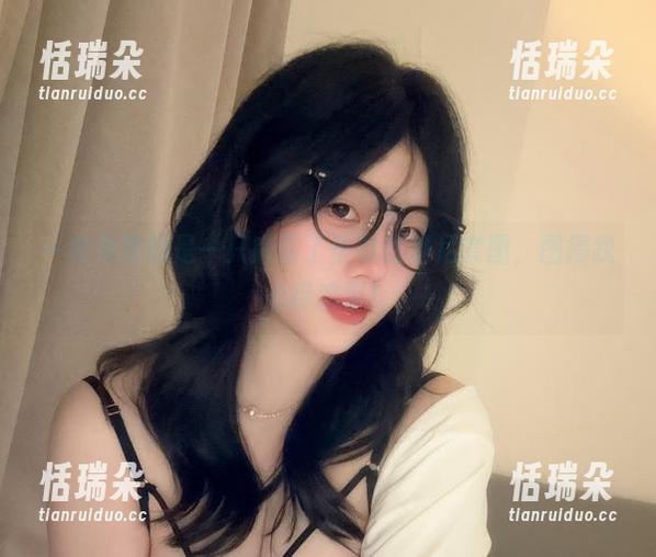 是一只废喵了 一波免费的是一只废喵了圣诞比基尼套图,图得我心痒难耐!