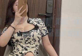 微密圈 – 是可馨耶自创“美腿”课程，图集里的姿势其实都藏着小套路？