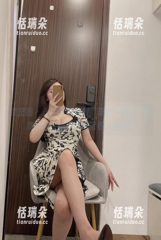 是可馨耶 微密圈 - 是可馨耶自创“美腿”课程,图集里的姿势其实都藏着小套路?