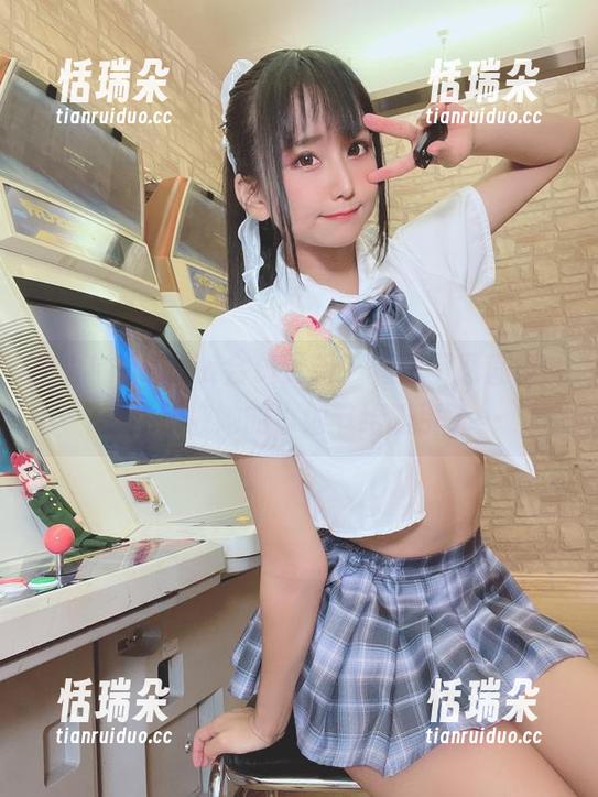 柳丸 柳丸的Fantia会员更新,真是不忍直视,感觉都被她的小细节给吸引了…