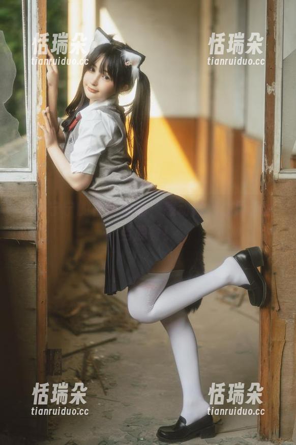 樱井宁宁 樱井宁宁的甘雨套图,感动得我想用泪水当晚餐!