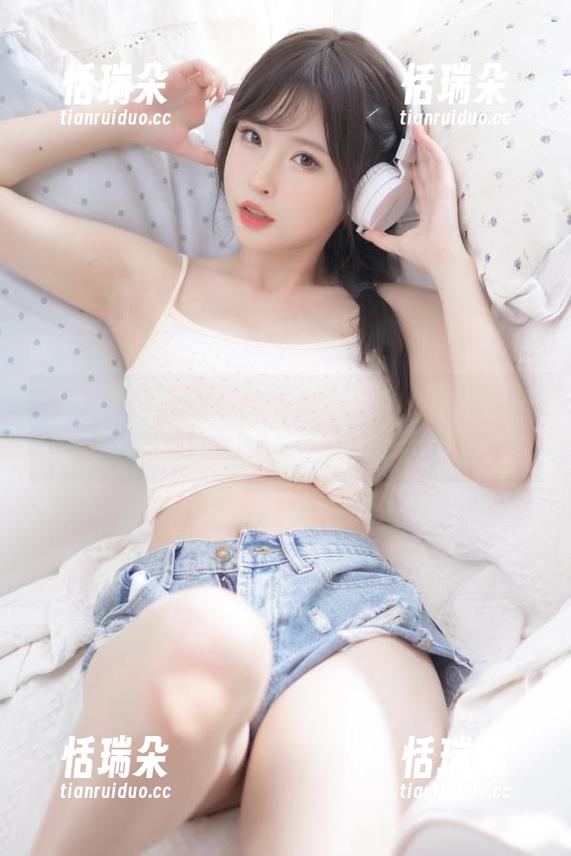 清水由乃 清水由乃的蕾丝,羞涩得让人忍不住多看几眼。