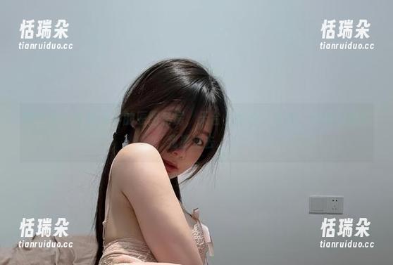火龙果羊 微密圈 - 火龙果羊的原图私房,天台上的那个姿态,好像在邀请我凑过去。