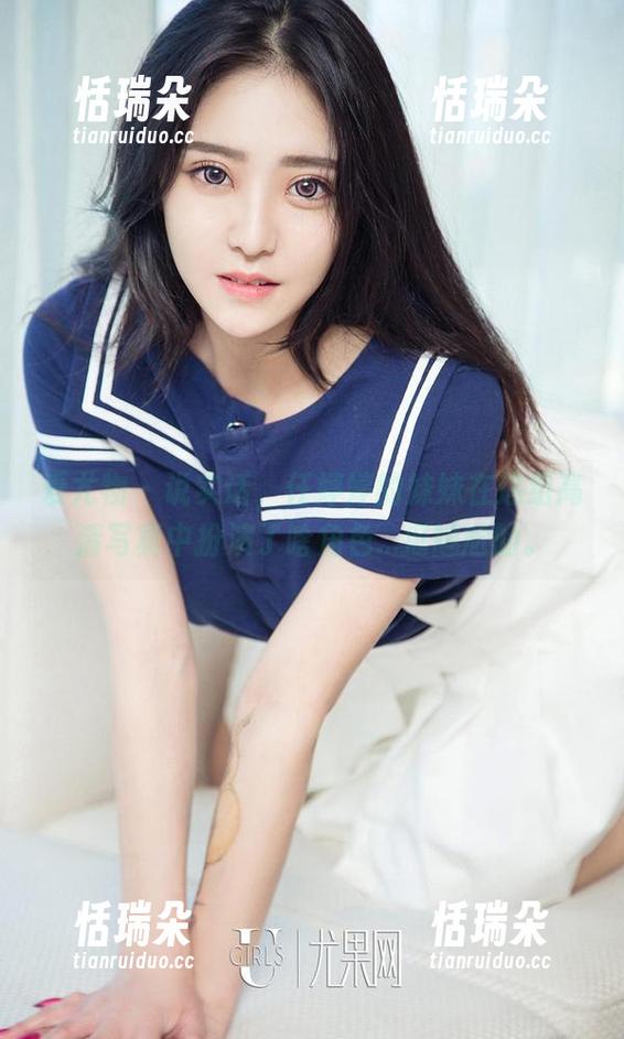爱尤物-任婷婷 爱尤物 - 说实话,任婷婷的妹妹在这组高清写真中扮演了啥角色...挺尴尬的。
