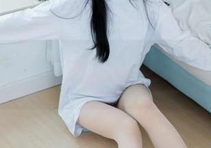 物恋传媒 – 精选写真：柠檬的格纹衫与她的小娇羞