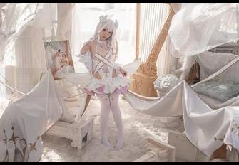 打开王胖胖u的图库，你会发现Alicethemaid比你想象的任性。