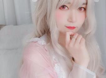 这黑西服里藏着什么，白银81说了算，下载体验一下