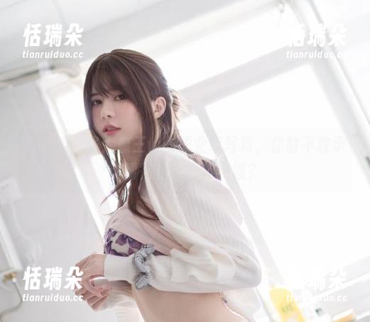 眼酱大魔王w 这一组眼酱大魔王w的职业装写真,你敢不敢承认看得让人心神荡漾?