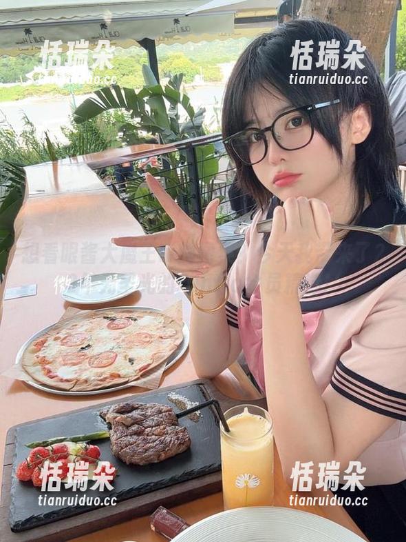 眼酱大魔王w 想看眼酱大魔王w的图集?今天我带来了22年无圣光的fantia会员精选!