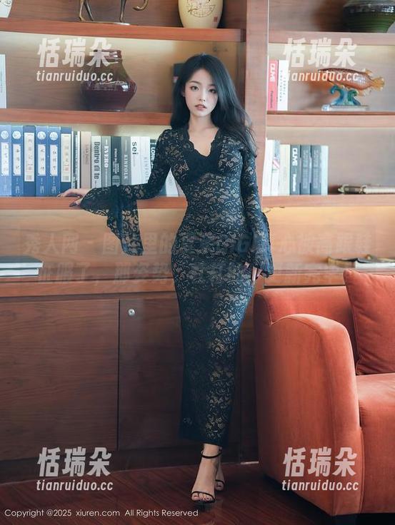 秀人网-夏茉GIGI 秀人网 - 图片里的夏茉GIGI真心被高跟鞋征服了,那姿势,杠杠的!更新完毕!
