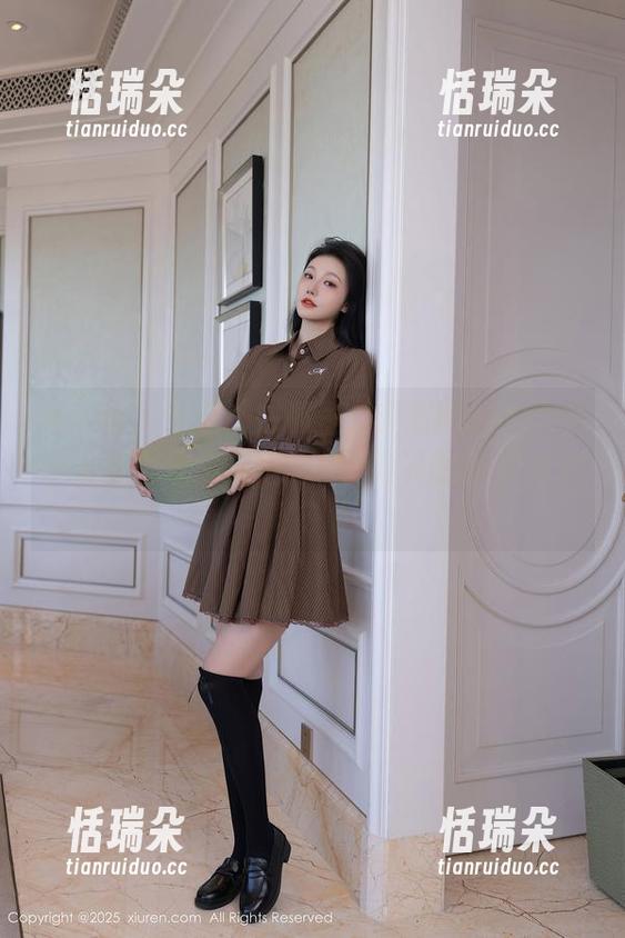 秀人网-安然Maleah 秀人网 - 精选摆在那里,安然Maleah女仆是延展观念还是纯粹好奇心的一次释放?