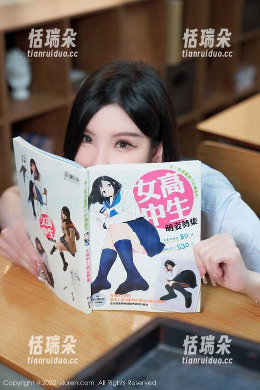 秀人网-小樱koko 秀人网 - 女仆与小樱koko:其实我也想知道她的扫把下藏了什么,写真合集!