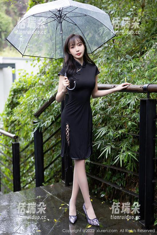 秀人网-是小逗逗 秀人网 - 是小逗逗的不羁旅程:泰国写真合集,给我来一箱回忆