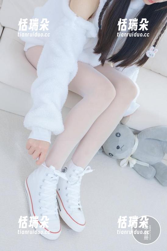 稚乖画册-赤西夜夜 稚乖画册 - 赤西夜夜如何把修女从原图拉进图册——这真是个奇妙的过程!