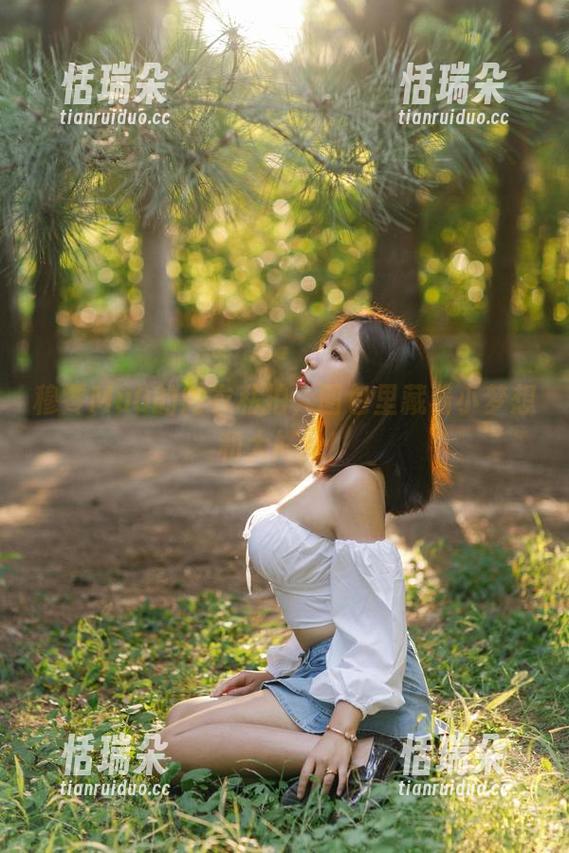 穆零Mu0 穆零Mu0的内衣私拍,图包里藏着小梦想和大尴尬!