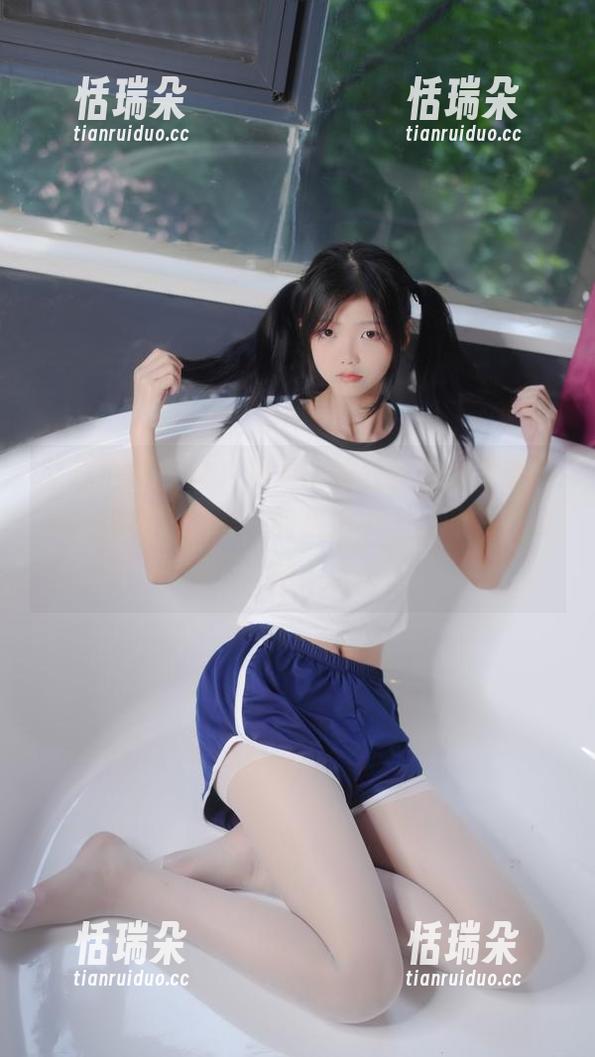 紧急企划-见希w 紧急企划 - 讨论见希w的白丝黑丝更新,太难抵挡了,她真的是把小恶魔的气质拿捏得死死的,太绝了。