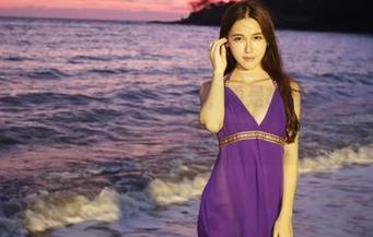 美媛馆 – 这不是穿错衣的经验分享，而是胡润曦的内衣免费写真秀！